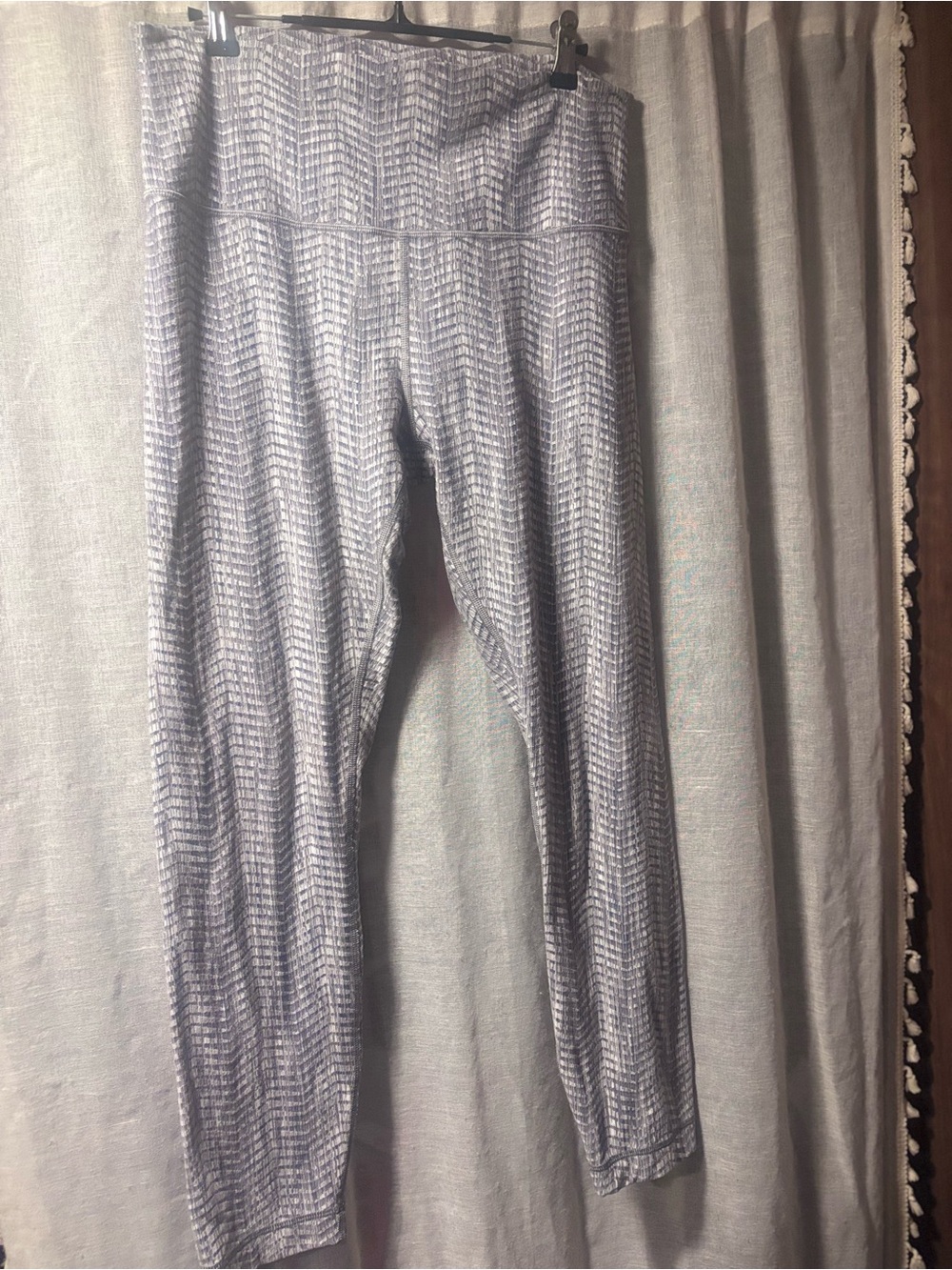 Lululemon High-Waist Gray Patterned Leggings - Women's Active Pants